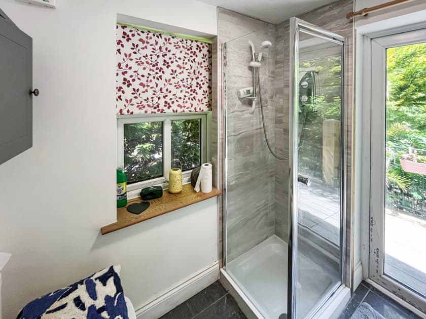 Bathroom | Fronisaf - Llanfairtalhaiarn Retreats, Llanfairtalhaiarn<br />