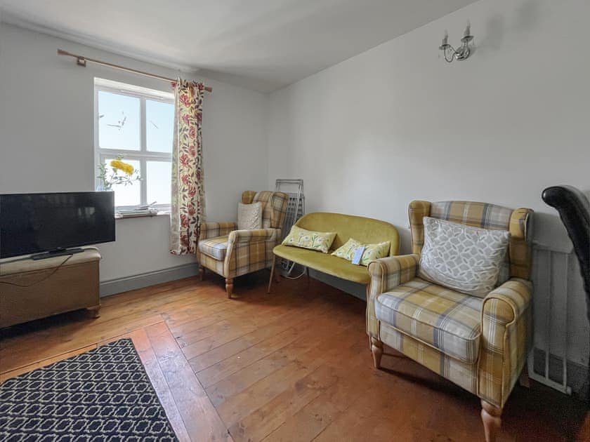Living area | Fronfanol - Llanfairtalhaiarn Retreats, Llanfairtalhaiarn