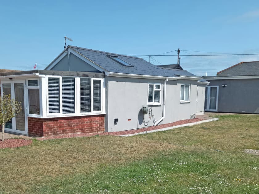 Exterior | Parade Annex, Greatstone, near Dungeness