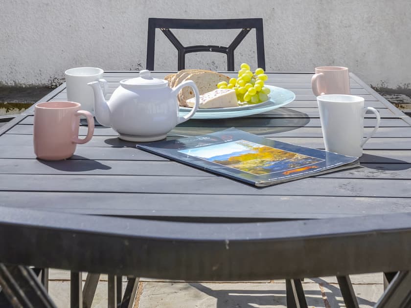 Sitting-out-area | Tommy’s Cottage, Keswick