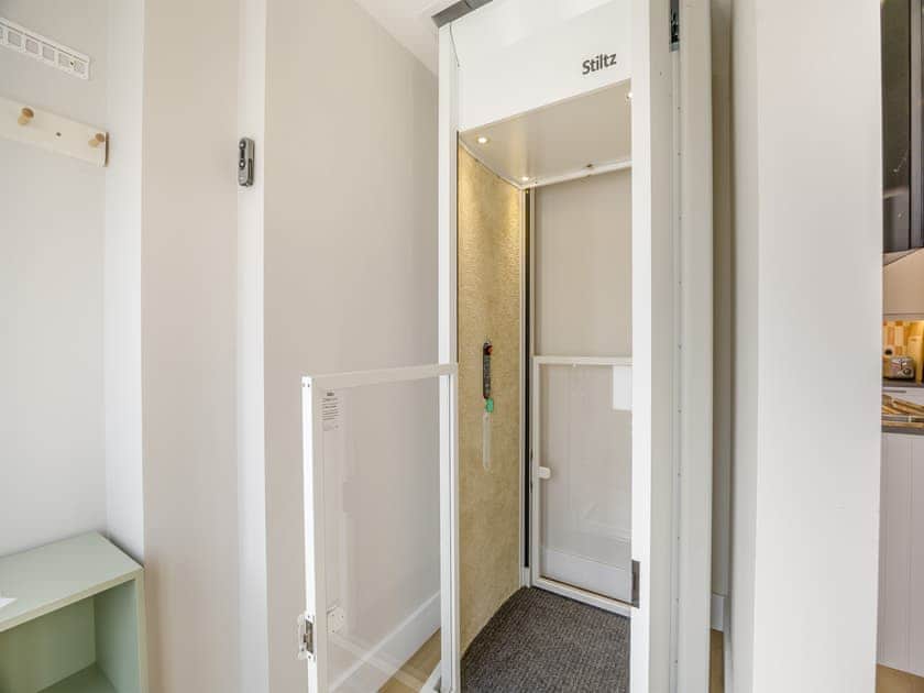 Annexe lift to living area and balcony of main house  | Sanderlings, Brancaster