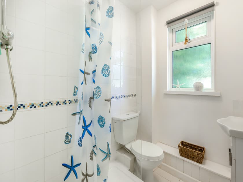Shower room | Valley Lodge 56, Gunnislake