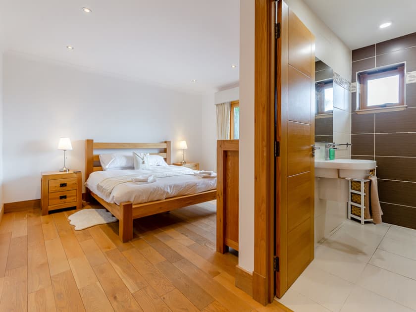 Double bedroom | Corrie Burn Villa, Ullapool
