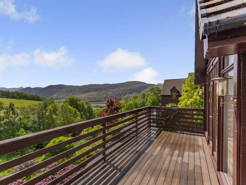 Decking | Corrie Burn Villa, Ullapool