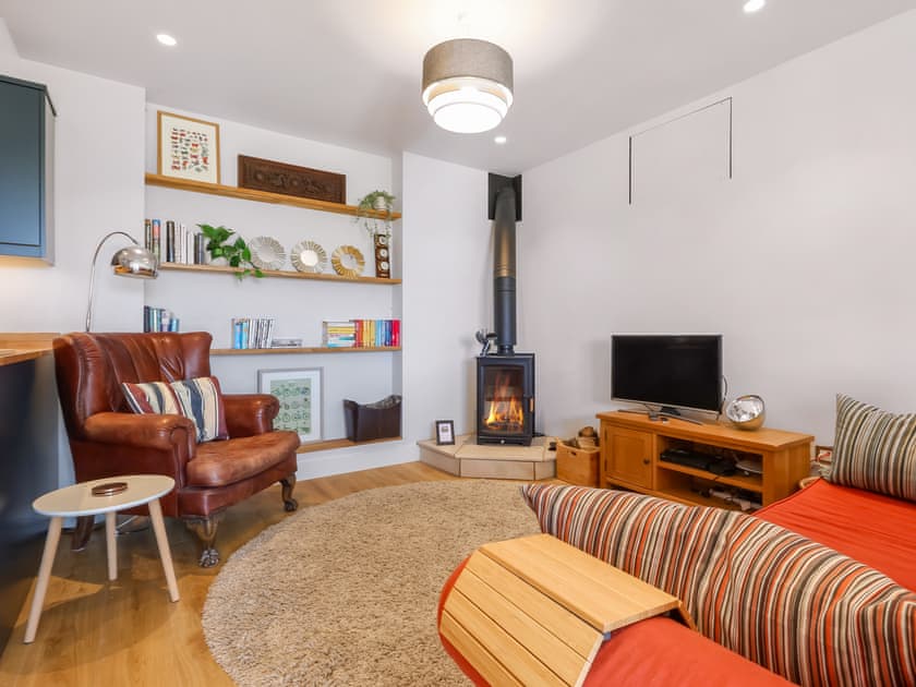 Open plan living space | Lower Mount Orchard, Stroud