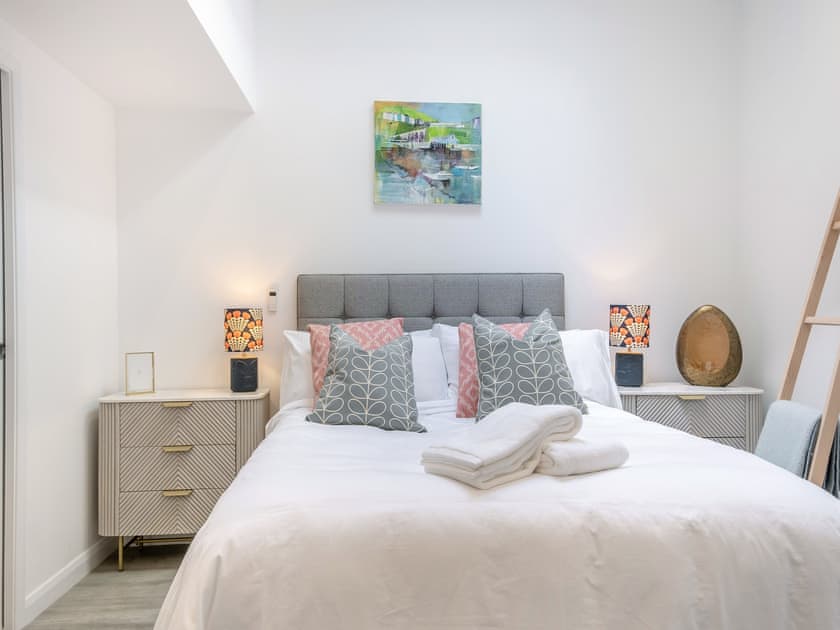 Double bedroom | Waterside, Ventnor