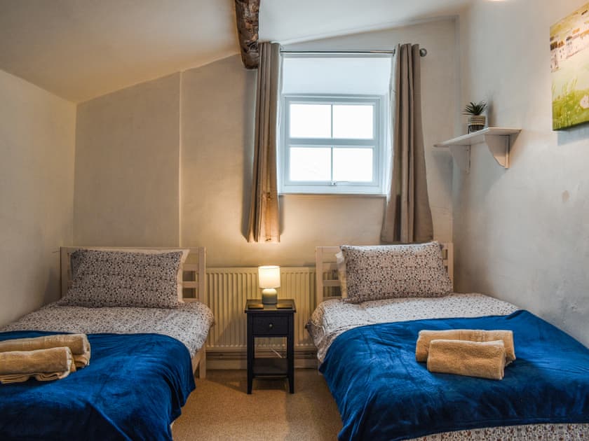 Twin bedroom | Corner Cottage, Ruardean forest of Dean