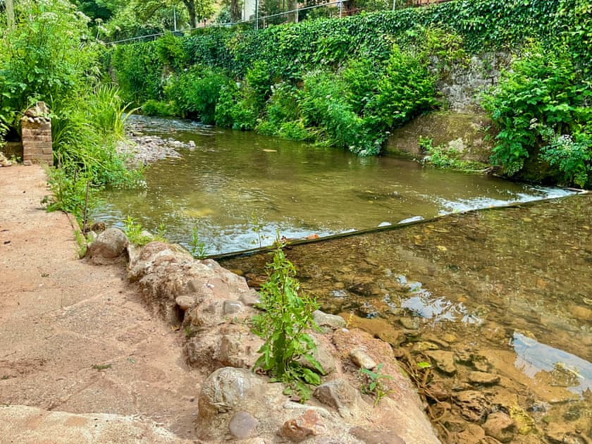 Exterior | Deepend, Dawlish