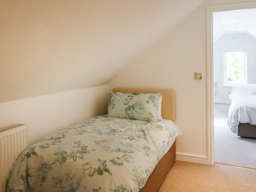 Single bedroom | Y Bwythyn, Bangor nr Menai Bridge