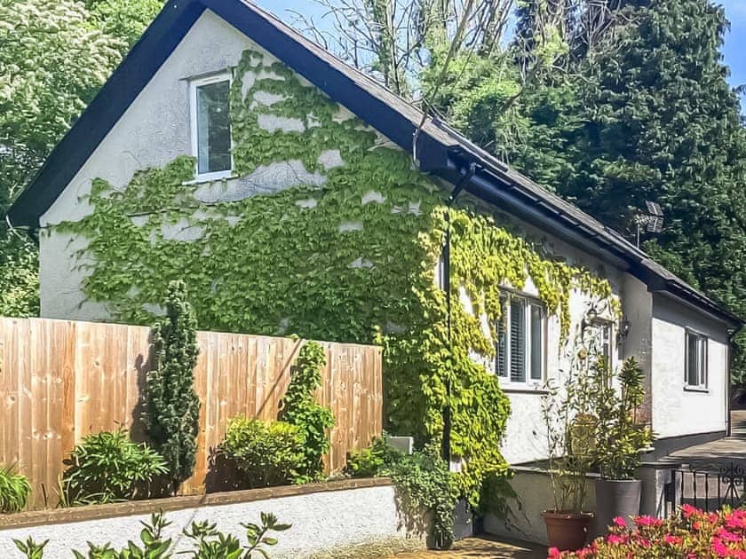 Exterior | Y Bwythyn, Bangor nr Menai Bridge