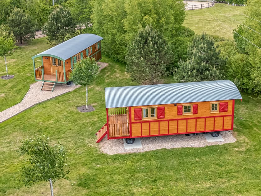 Exterior | South Down Lodges - Le Rouge Roulotte - South Downs Lodges, Hassocks