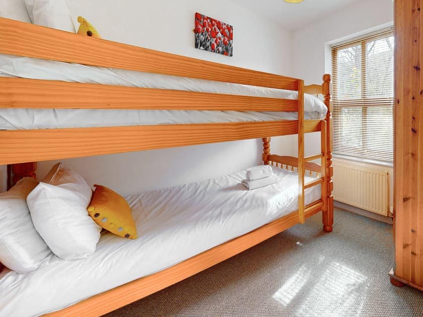 Bunk bedroom | Elm Cottage - Graiglwyd Springs Holiday Cottages, Penmaenmawr, near Conwy