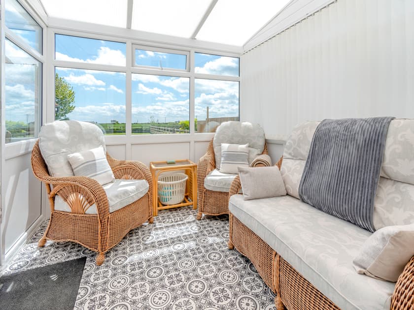 Sun room | Home Bay, Flamborough