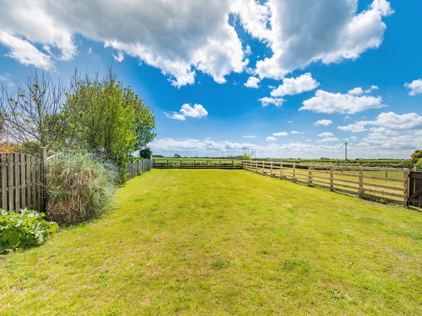Garden | Home Bay, Flamborough