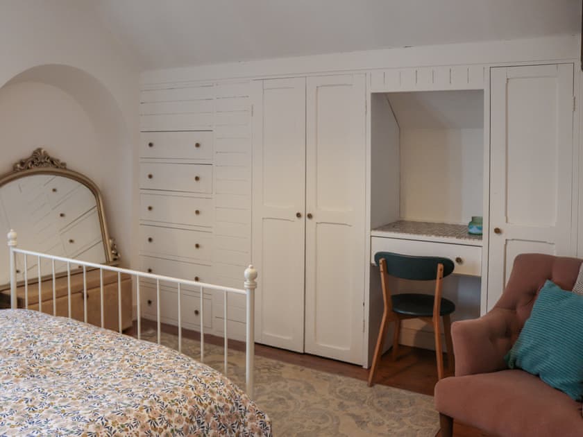 Double bedroom | Lluest, Llanfairpwllgwyngyll