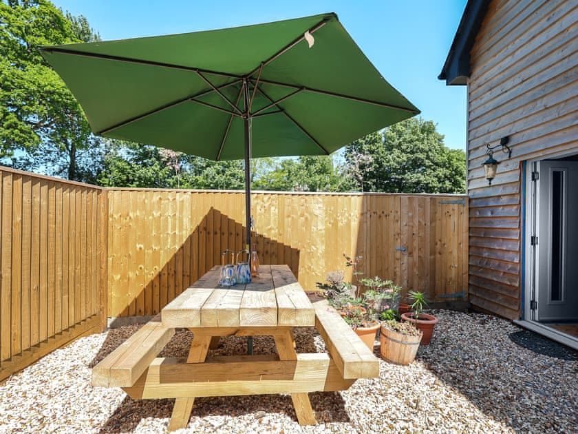 Outdoor eating area | Kendalls Nook, Shaftesbury