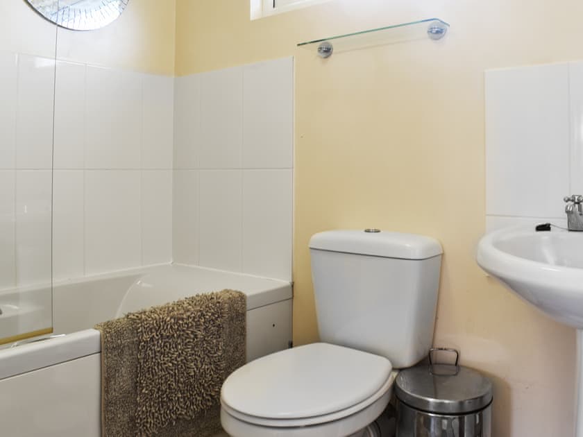 Bathroom | Seven Bays Retreat, Padstow
