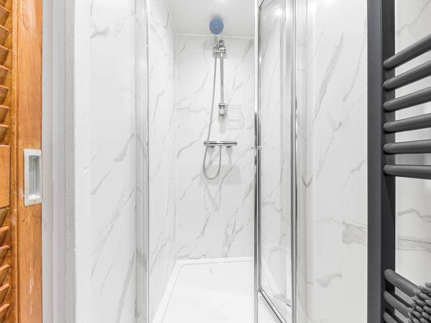 Bathroom | Fellside Studio, Windermere