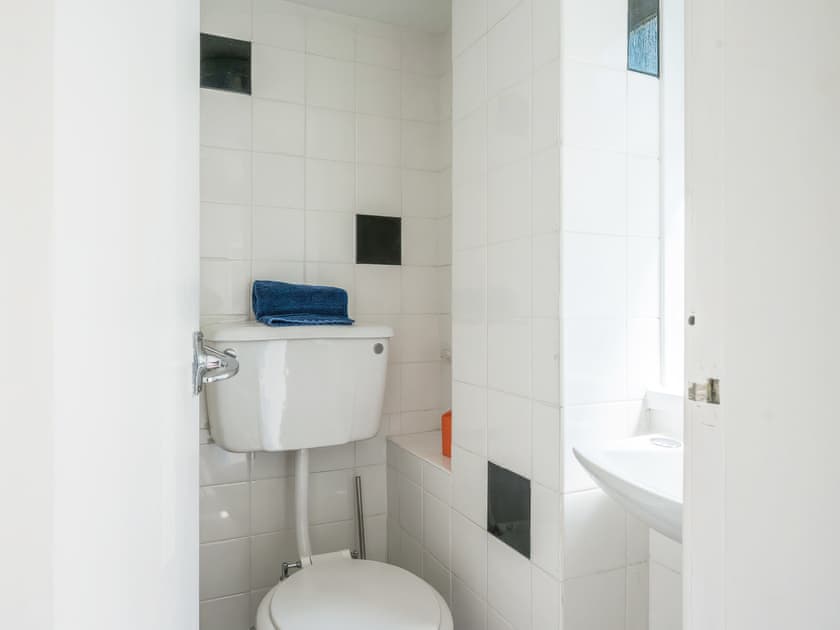 Bathroom | Fellside Studio, Windermere