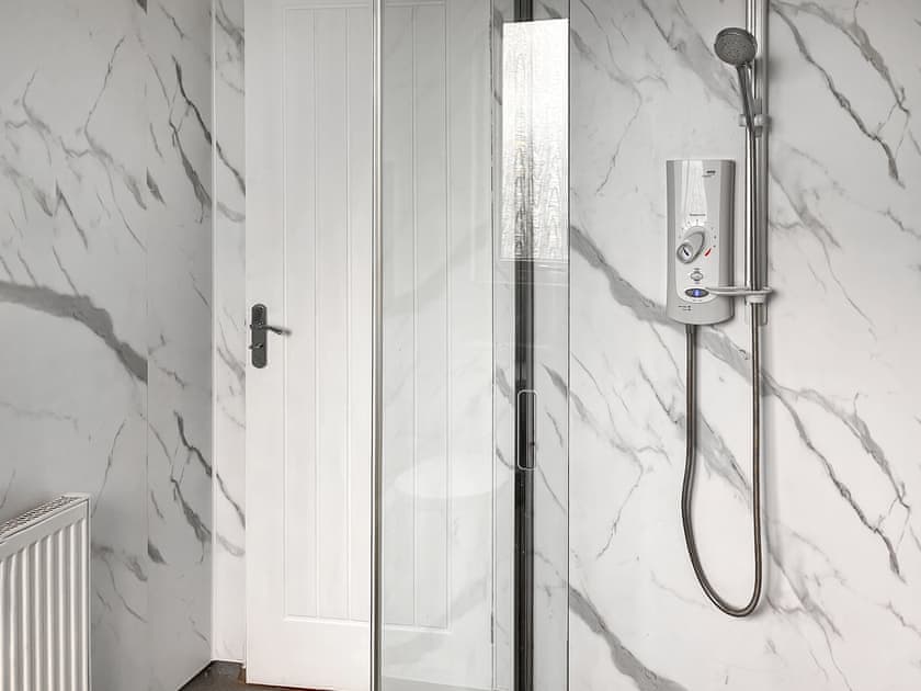 Bathroom | Woodside Cottage, Pinwherry, near Girvan