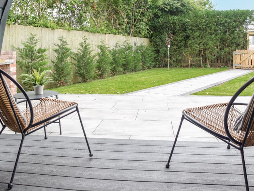 Sitting-out-area | Glamping Pod 2 - Oakwood Farm, Chester