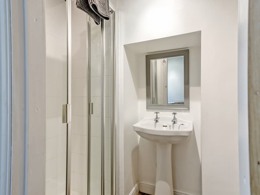 Bathroom | Wilfin Beck Cottage, Cunsey, Windermere