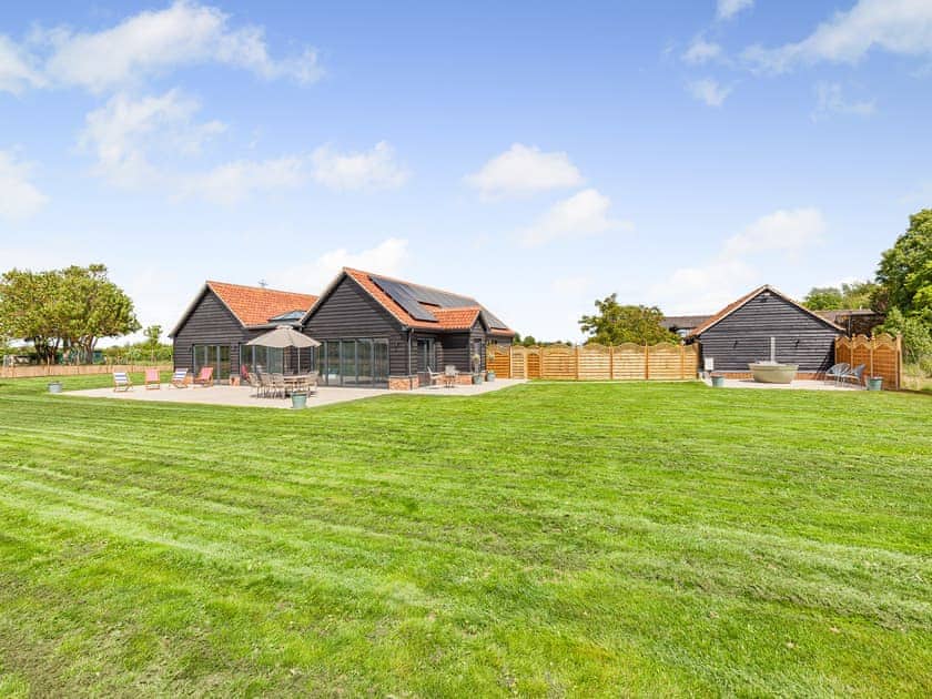 Exterior | The Cartlodge - Doggetts Farm, Rochford