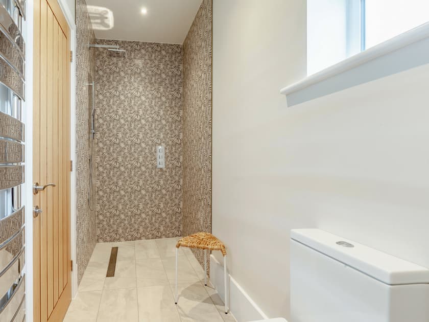 En-suite | The Cartlodge - Doggetts Farm, Rochford