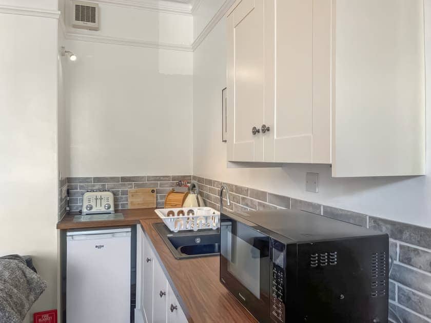 Kitchen area | Treasure Cove - Argyle Retreats, Whitby