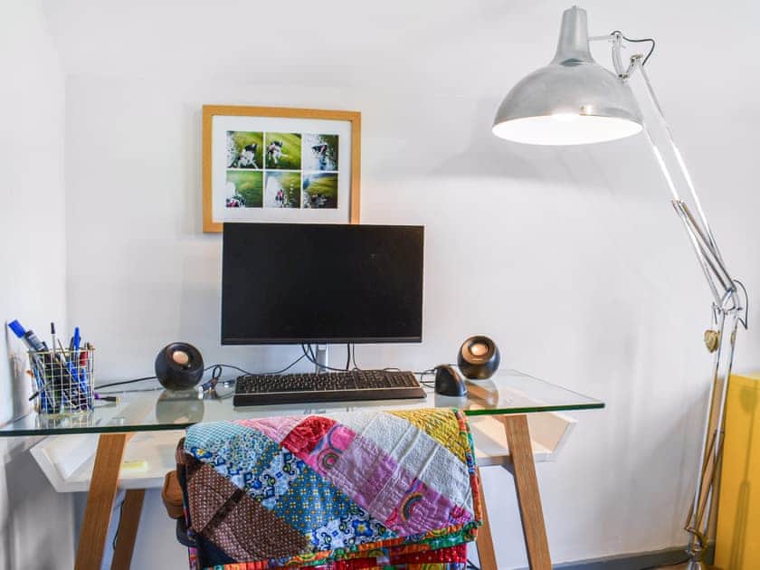 Interior | Rivendell Cottage, Liskeard
