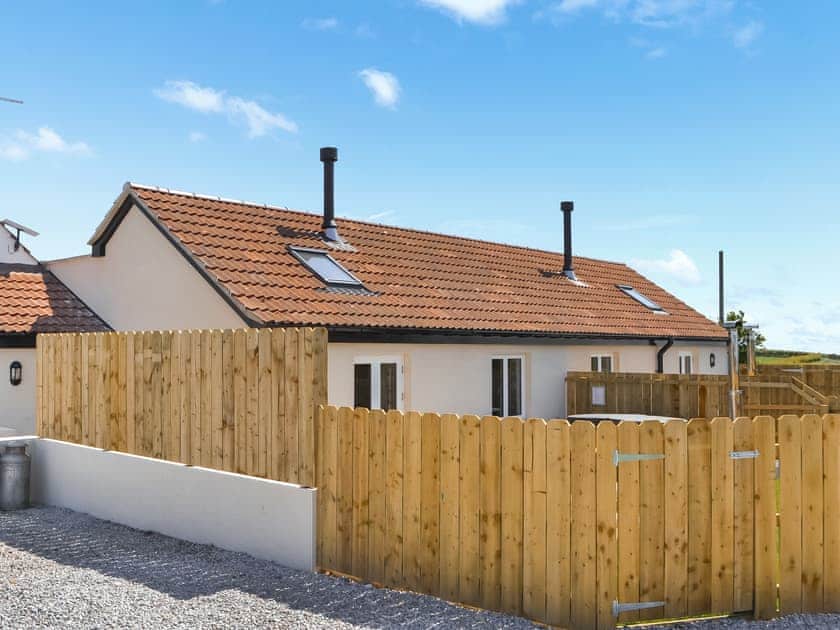 Metlands Farm Holidays- The Dairy - Metlands Farm Holidays, Bempton, near Bridlington
