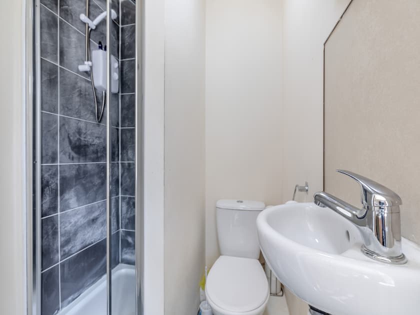 En-suite | Greystones Nawab Annex A  - Greystones, Flagg, Buxton