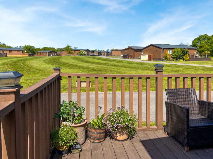 Sitting-out-area | Hazelnut Lodge, Bridlington