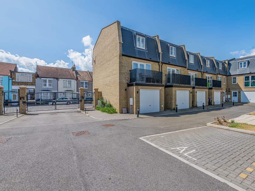 Surrounding area | Richmond Cottage, Herne Bay