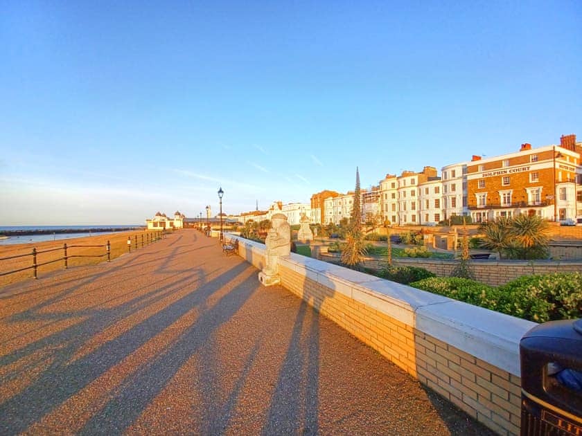 Surrounding area | Richmond Cottage, Herne Bay