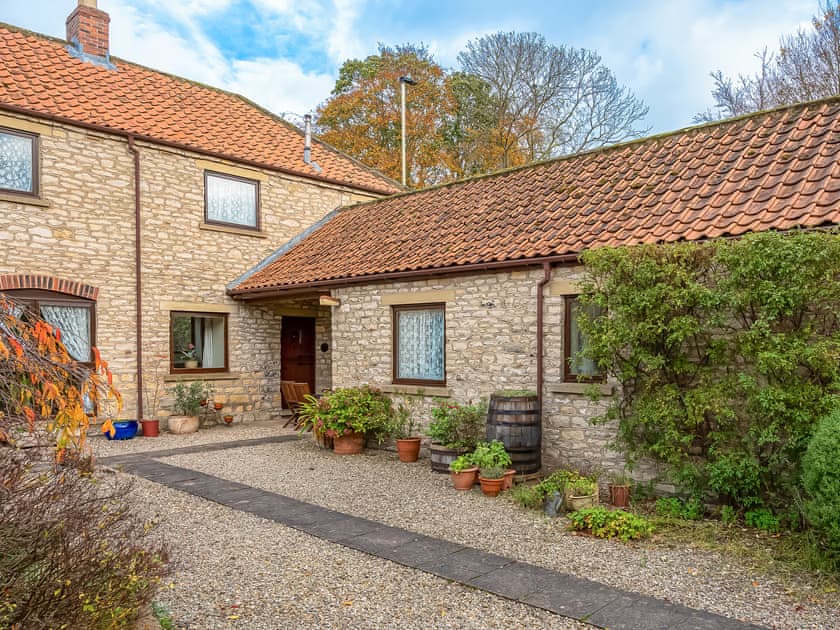 Exterior | Granary Cottage - Keld Head Farm Holiday Cottages, Pickering