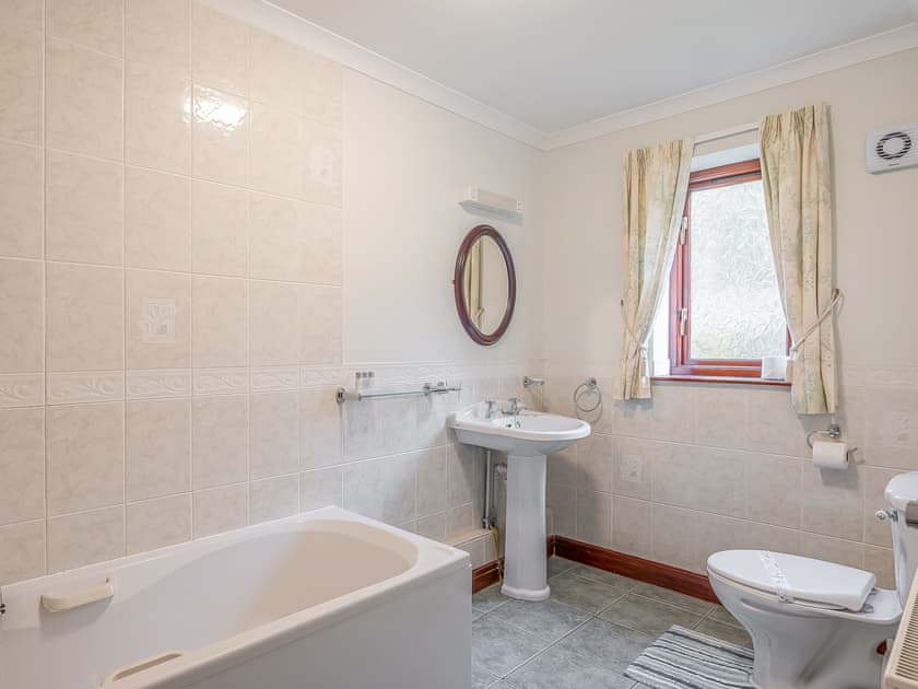 Bathroom | The Smithy - Keld Head Farm Holiday Cottages, Pickering