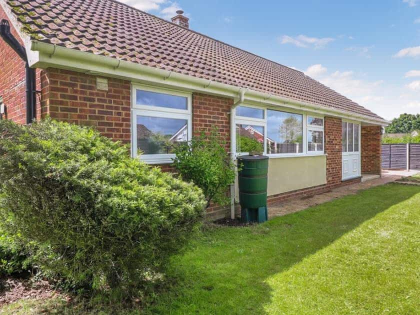 Exterior | Cedar Cottage, Blofield