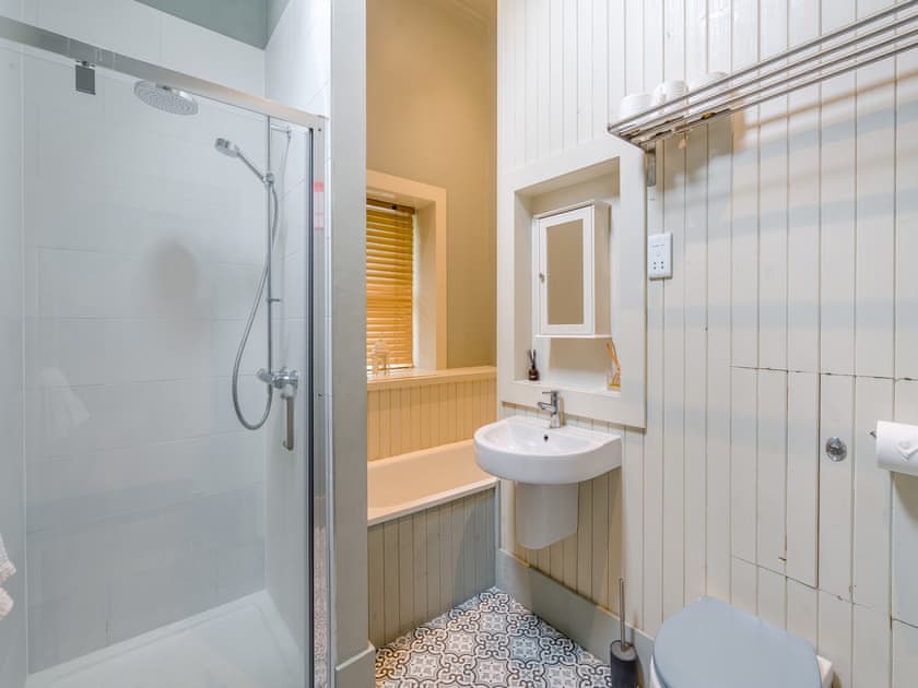 Bathroom | The Cottage, Bankfoot, near Dunkeld