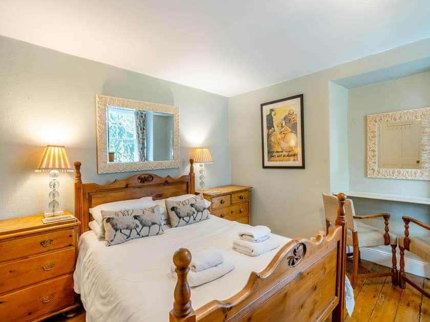Double bedroom | Howe Cottage, Bowness-on-Windermere