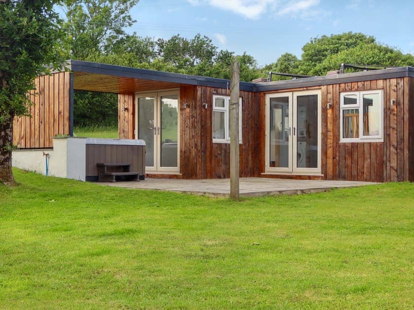 Outdoor area | Y Parlwr, Kidwelly