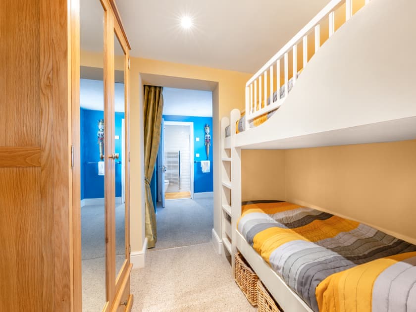 Bunk bedroom | Sterren, Sennen