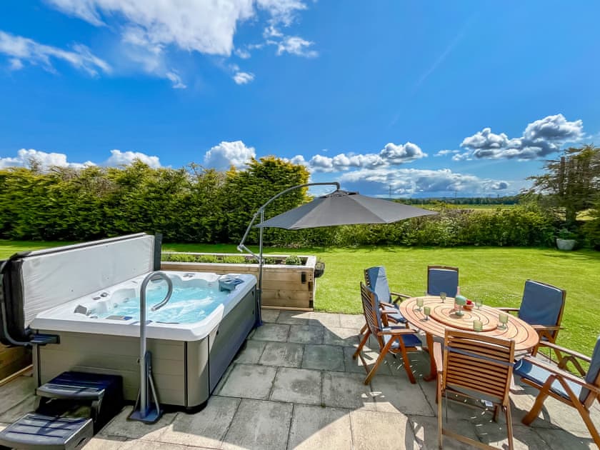 Hot tub | Greenacres, Perth