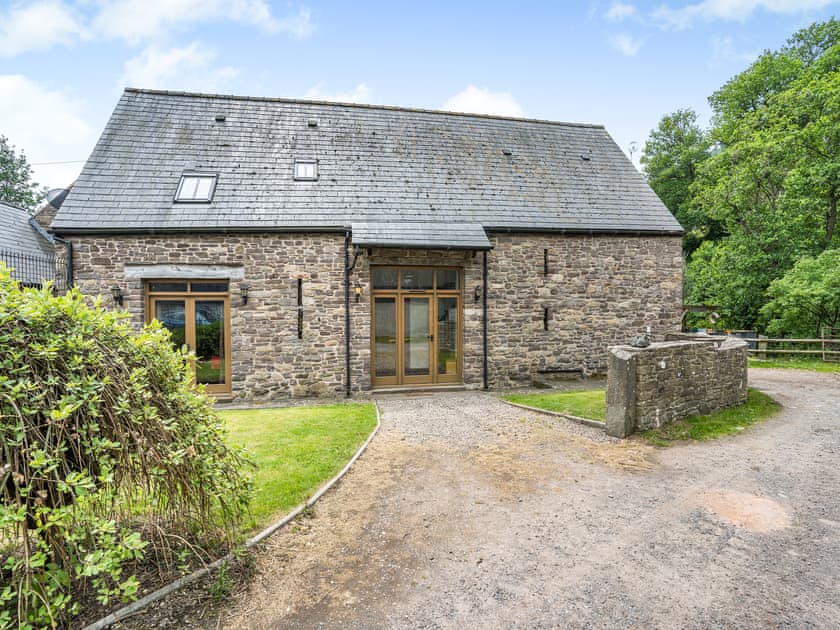 Exterior | Wern Farm Barn, Cwmdu, near Crickhowell