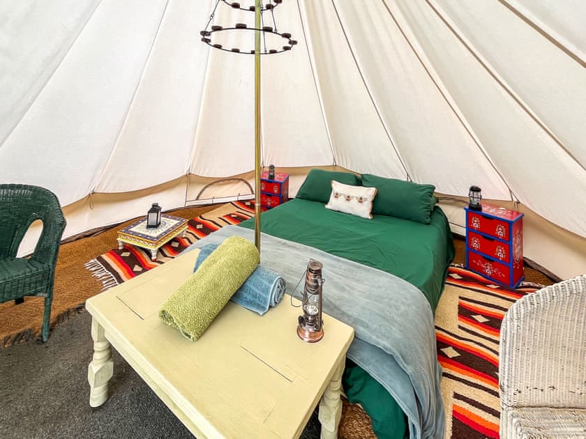 Double bedroom | Water Vole - Moat Farm Glamping, Shadoxhurst, Ashford