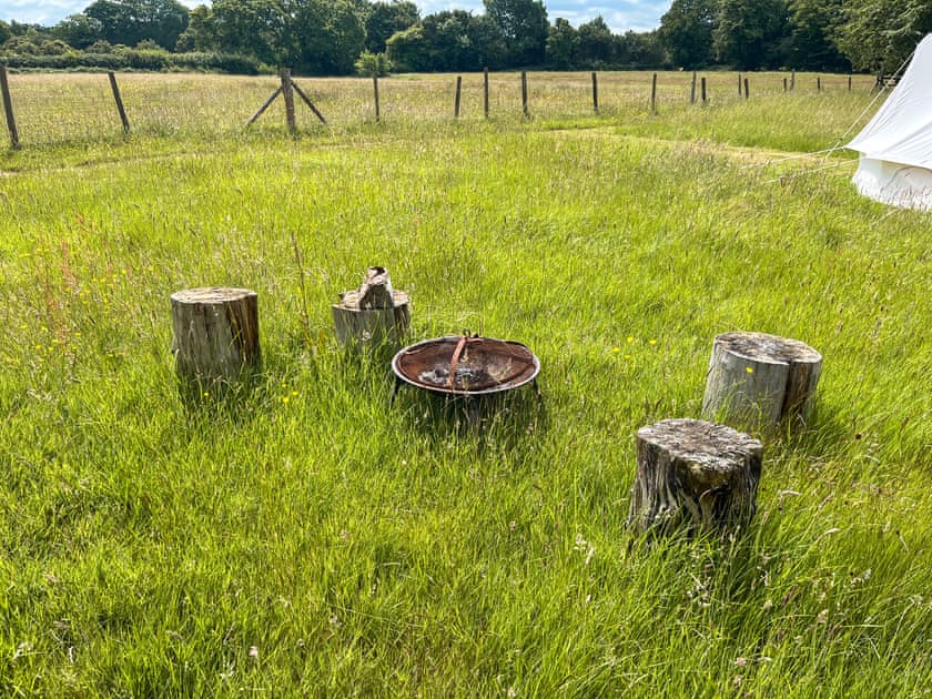 Outdoor | Water Vole - Moat Farm Glamping, Shadoxhurst, Ashford