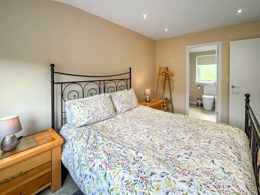 Double bedroom | Ridge View Lodge - Alderneuk Lodges, Dumfries
