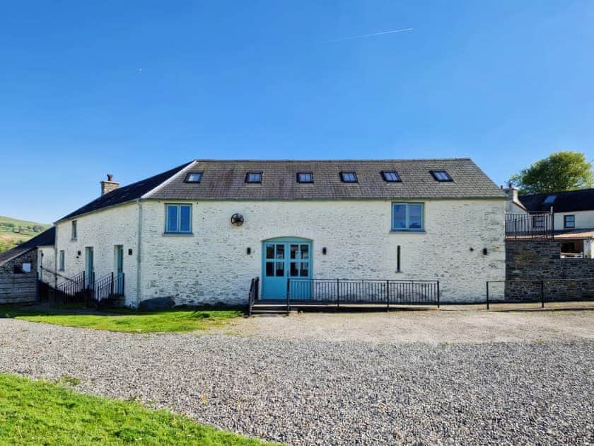 Exterior | Felin Hedd - Red Kite Holidays, Tregaron, near Aberystwyth