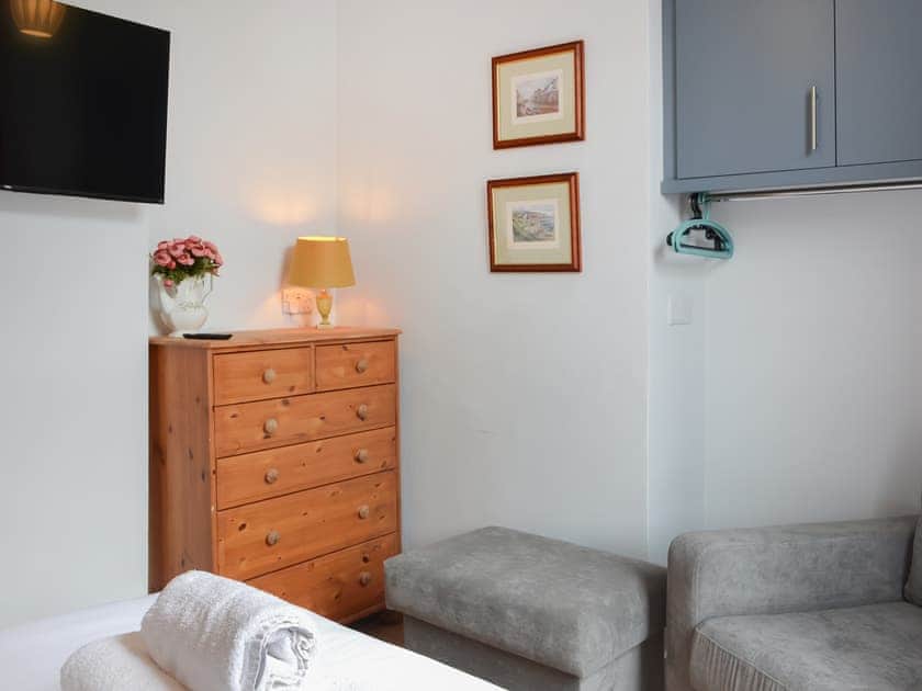Double bedroom | The Swale - Flat 4 - Holgreaves Apartments, York