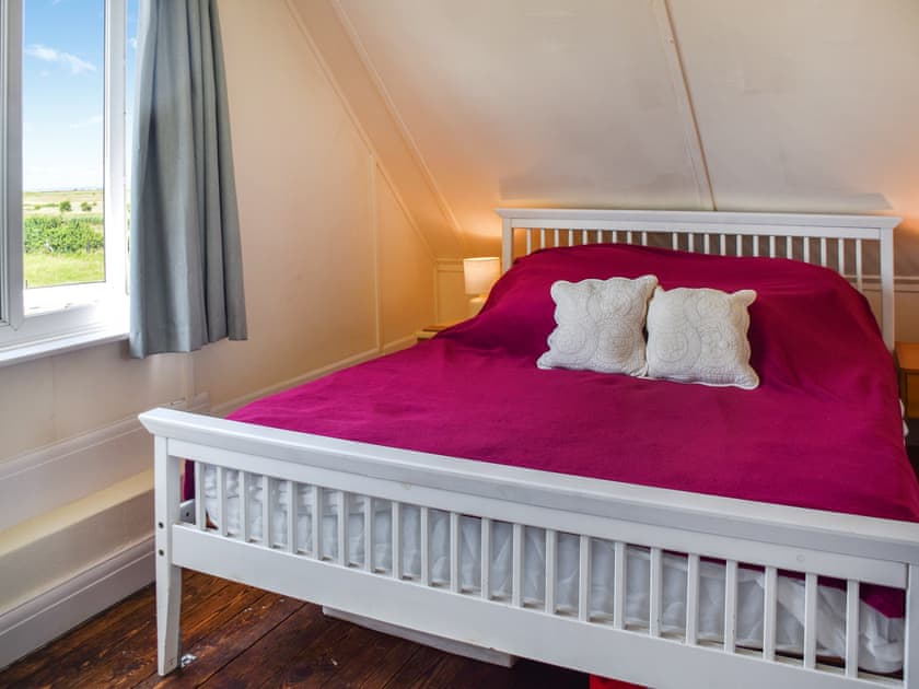 Double bedroom | Humperdink, St Osyth, near Clacton on Sea